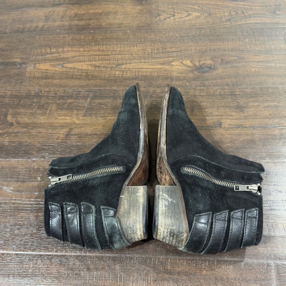 H by Hudson Encke Black Suede Ankle Booties Size‎ EU 39 Women - Picture 10 of 14